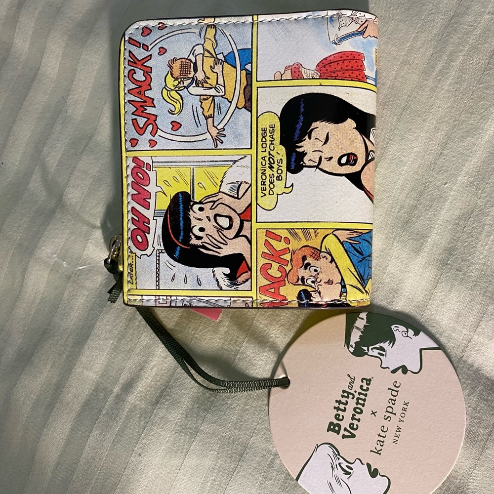 Kate spade New York Archie tribute wallet